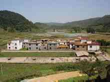 Лесхан Село: село Кунминг Иилианг Каунти Куанг у надлежности града